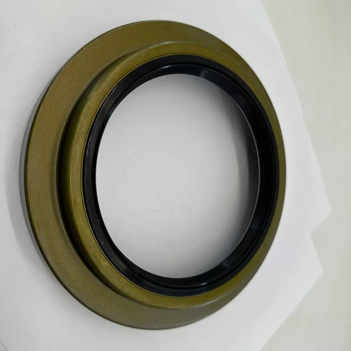 118x174x16/28mm Cassette Truck Wheel Hub Oil Seal OEM 1026679 — photo 3